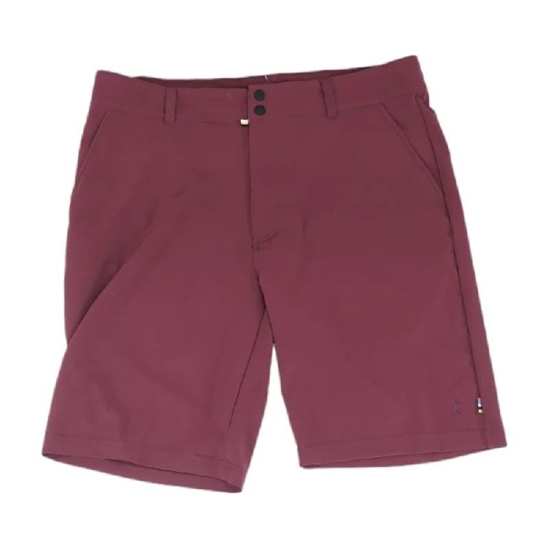 Men's Pants with Stretchable Fabric for FlexibilityMaroon Solid Chino Shorts