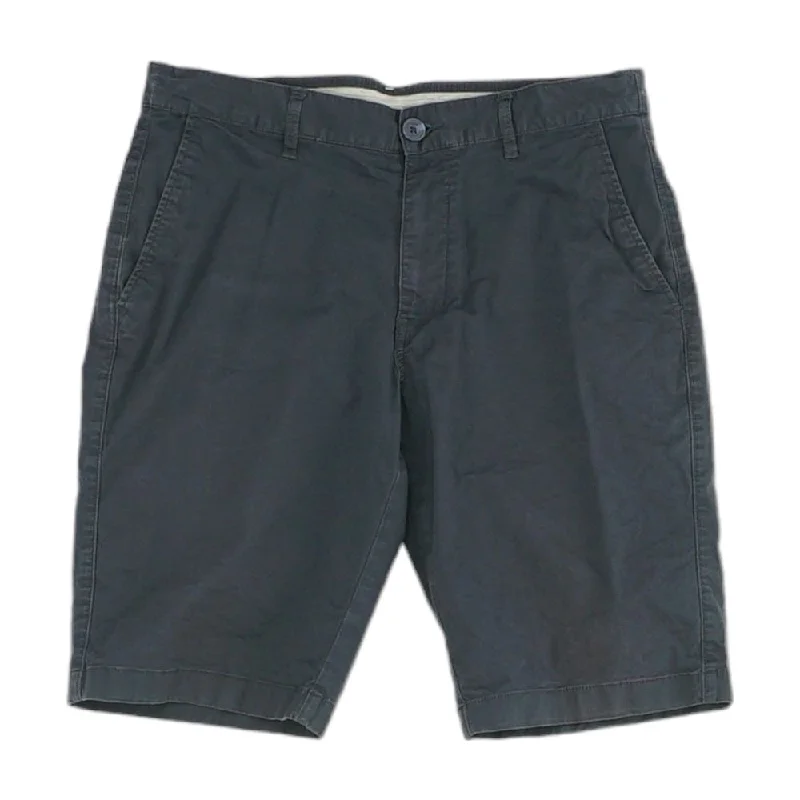 Men's Pants with Contrast Fabric PanelsNavy Solid Chino Shorts