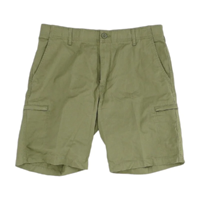 Men's Pants with Side PocketsOlive Solid Cargo Shorts