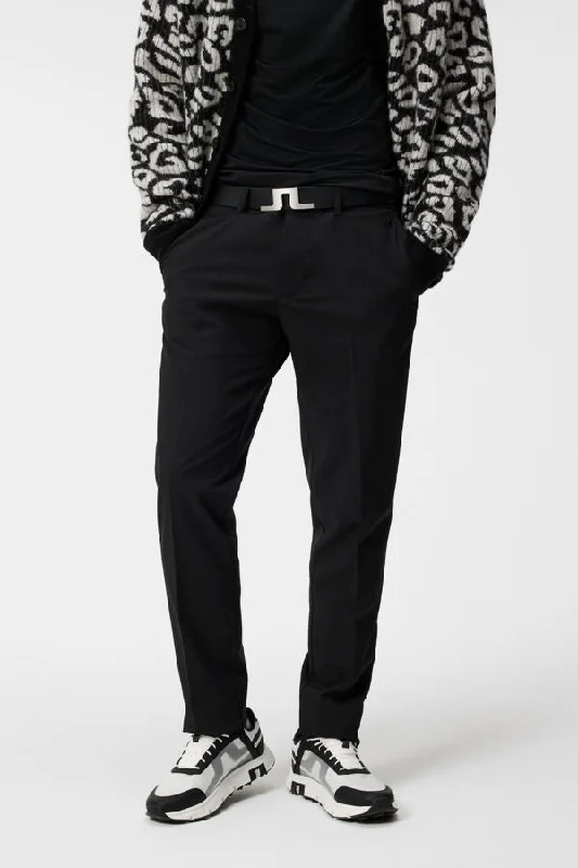 Men's Pants with Hidden ButtonsEllott Dressed Golf Pant